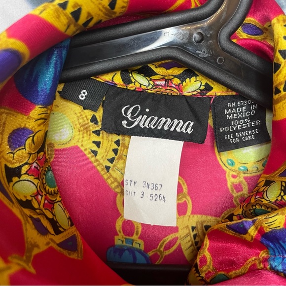 Vintage Gianna Gold Charm/Chain Pattern Mock Turtle Blouse - Picture 7 of 7